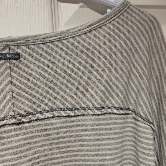Columbia Stripe grey top - Picture 2 of 3